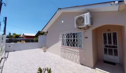 Casa com 3 quartos à venda na Aracaju, 581, Jardim Santa Rita, Guaíba por R$ 350.000
