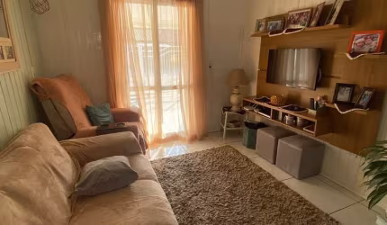 Casa com 2 quartos à venda na Rua Gildo de Freitas, 65, Jardim dos Lagos, Guaíba por R$ 215.000