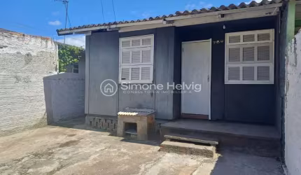Casa com 3 quartos à venda na Professor Wilson Larré Pereira, 759, Morada da Colina, Guaíba por R$ 170.000