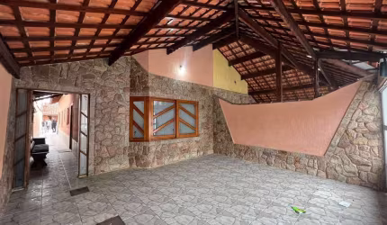 Casa com 3 quartos, Caiçara, Praia Grande - R$ 780 mil, Cod: 3074
