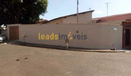 Casa para Venda em Jardinópolis, Vila Reis, 2 dormitórios, 1 banheiro, 1 vaga