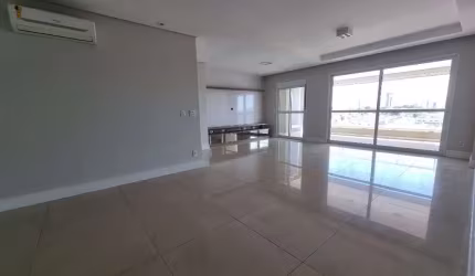 Apartamento á venda no Edifício Monteiro Lobato, no Bairro Alto - Piracicaba/SP