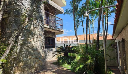 Casa para venda com 3 suítes, no bairro Chácaras Nazaré, em Piracicaba/SP.