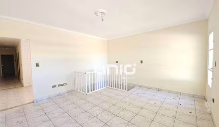 Casa com 2 dormitórios à venda, 115 m² por R$ 370.000,00 - Vila Rezende - Piracicaba/SP