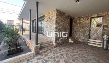Casa com 3 dormitórios para alugar, 190 m² por R$ 3.685,00/mês - Centro - Piracicaba/SP