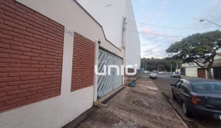 Casa com barracão comercial a venda no bairro Nova América - Piracicaba/SP com 309m² de área construída