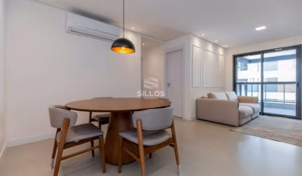 Apartamento com 2 quartos para alugar no Cabral em Curitiba.