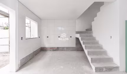 Sobrado 01 com 03 quartos à venda no Hauer