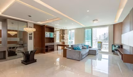Apartamento à venda com 3 quartos no Água Verde