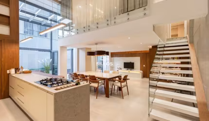 Apartamento à venda com 3 suítes no Vila Izabel em Curitiba
