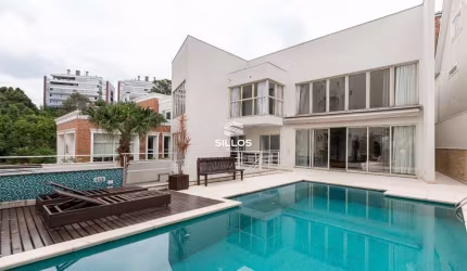 Casa para locação em condominio com 5 quartos no Mossunguê