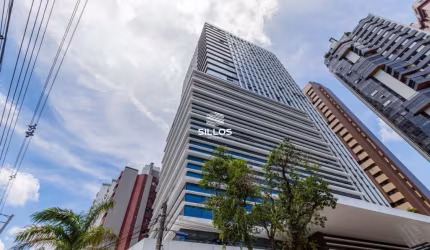 Sala comercial com 52,46 m² para alugar no Juvevê