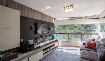 Apartamento com 03 dormitórios sendo 01 suíte e 02 vagas no Bairro Bela Vista