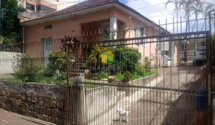 Terreno para venda  no Bairro Vila Ipiranga em Porto Alegre