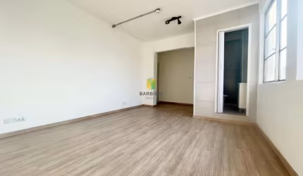 Apartamento JK totalmente reformado na Dr. Flores