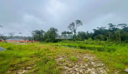 Amplo terreno medindo 48x30= 1.440m², em região de moradores.