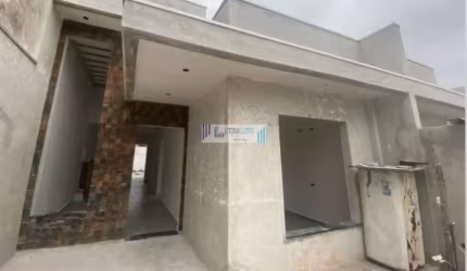 Residência com excelente acabamento - 3 dormitórios sendo uma suíte / Piscina.