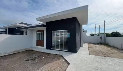 Residência com excelente acabamento - 2 dormitórios sendo uma suíte.
