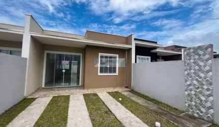 Residência com excelente acabamento - 2 dormitórios sendo uma suíte.