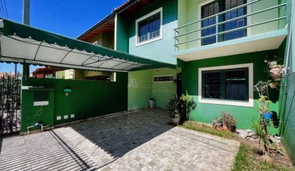 Sobrado com 3 quartos  para alugar, 100.00 m2 por R$3100.00  - Novo Mundo - Curitiba/PR