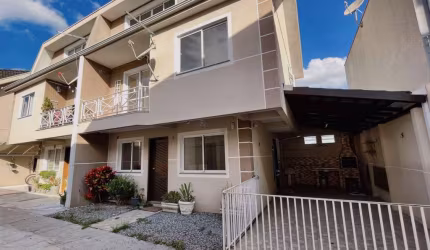 Sobrado com 3 quartos  para alugar, 122.62 m2 por R$3750.00  - Boqueirao - Curitiba/PR