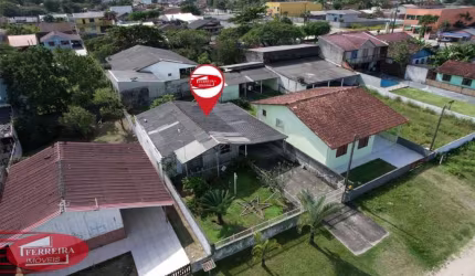 Casa de Madeira com Terreno