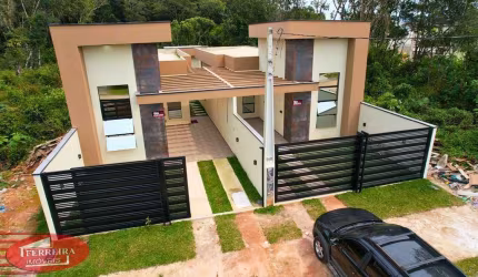 Casa com Quintal no Eliana