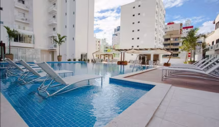 APARTAMENTO MOBILIADO COM 03 SUÍTES EM BALNEÁRIO CAMBORIÚ