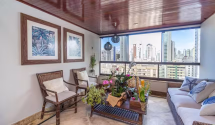 RESIDENCIAL HERMITAGE - COBERTURA DUPLEX MOBILIADO PRÓXIMO À PRAIA EM BALNEÁRIO CAMBORIÚ
