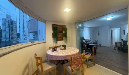 APARTAMENTO MOBILIADO COM 02 DORMITÓRIOS EM BALNEÁRIO CAMBORIÚ