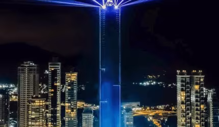 ONE TOWER - APARTAMENTO FRENTE MAR EM BALNEÁRIO CAMBORIÚ