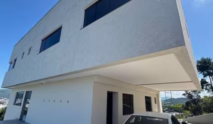 MIRANTE CAMBORIÚ - TRIPLEX COM PISCINA PRIVATIVA EM CAMBORIÚ