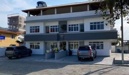 OPORTUNIDADE: VENDO EDIFÍCIO COM 09 APARTAMENTOS MOBILIADOS NA PRAIA DE MARISCAL - BOMBINHAS - SANTA CATARINA