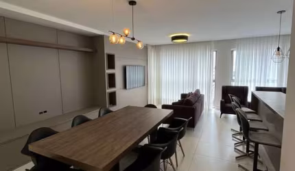 ROYAL TOWER - APARTAMENTO MOBILIADO PRÓXIMO AO MAR EM BALNEÁRIO CAMBORIÚ