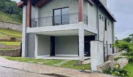 Casa com 4 dormitórios à venda, 272 m² por R$ 3.790.000 - Casa Branca - Itapema/SC