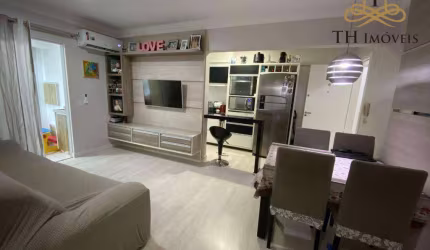 Apartamento com 2 dormitórios à venda, 72 m² por R$ 800.000,00 - Centro - Camboriú/SC