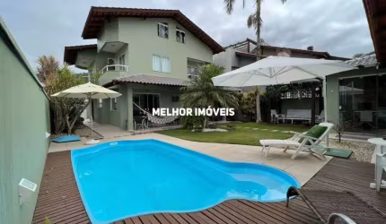 Casa com 05 dormitórios à venda, 492 m² - Praia dos Amores em Balneário Camboriú