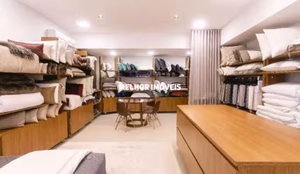 Sala Comercial com 69 m² de área privativa á Venda, localizado no Centro Sul de Balneário Camboriú.