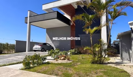 Casa em Condomínio Fechado mobiliada com 4 suítes  localizada  em Camboriu