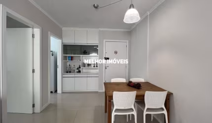 Mariano Moreno - Apartamento Mobiliado com 01 dormitório à Venda na Quadra Mar em Balneário Camboriú - SC