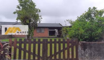 Casa à venda em Pontal do Paraná/PR