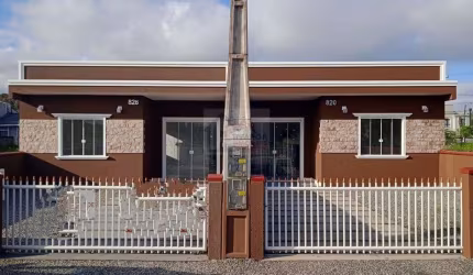 Casa 3 dormitórios (1 suíte) no Volta ao Mundo I