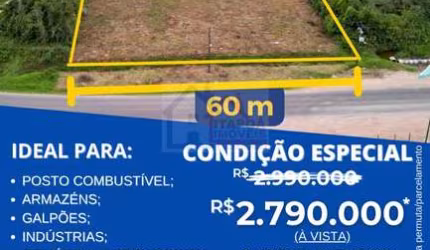 Área de Serviços 8445m² frente para o asfalto no acesso à cidade