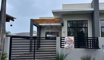 CASA 2 QUARTOS, SENDO UM UMA SUITE, BALNEÁRIO BRANDALIZE