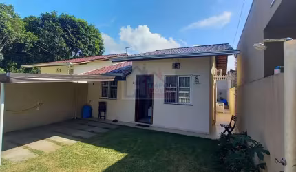 Casa com piscina, mobiliada a apenas 650 metros da praia