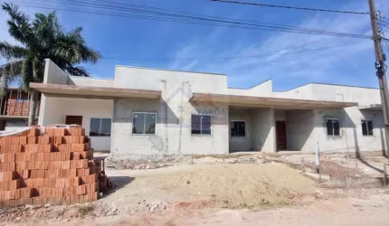Casa nova em Itapoá com 2 quartos sendo 1 suite - Itapema do Norte