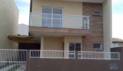 Sobrado para Venda - Cambijú, Itapoá - 101m², 2 vagas