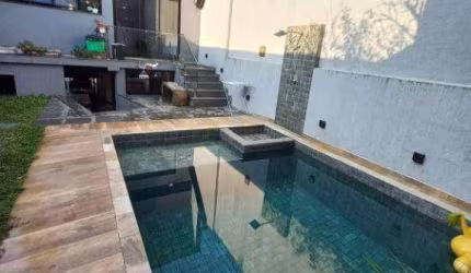 Lindo Sobrado com piscina e quintal 3 dormitórios , 261 m² por R$ 1.900.000 - Bosque da Saúde - São Paulo/SP