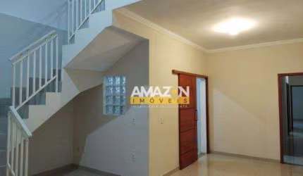 Sobrado com 3 dormitórios à venda, 168 m² por R$ 460.000,00 - Granja Daniel - Taubaté/SP