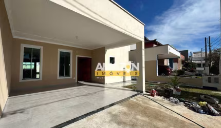 Casa com 3 dormitórios à venda, 170 m² por R$ 950.000,00 - Parque São Luís - Taubaté/SP